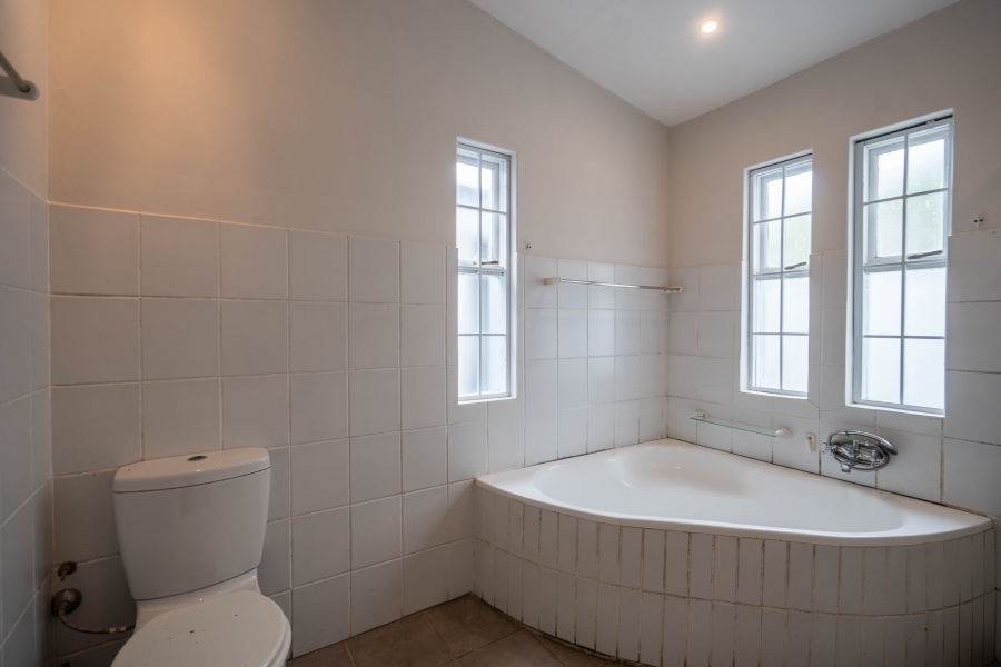 4 Bedroom Property for Sale in West Bank Eastern Cape